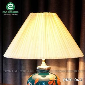 Đèn ngủ để bàn gốm sứ cao cấp Sen Thu 9 Đèn ngủ để bàn gốm sứ cao cấp Sen thu Lục Lam