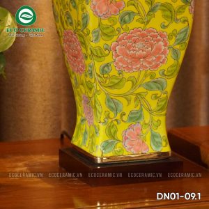 Đèn ngủ để bàn gốm sứ cao cấp Vườn Hồng Hoàng Gia 4 Đèn ngủ để bàn gốm sứ cao cấp Vườn Hồng Hoàng Gia