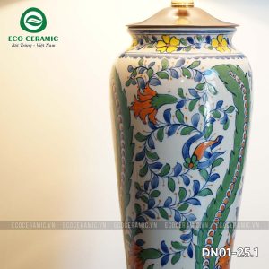 Đèn ngủ để bàn gốm sứ cao cấp Hoàng Anh