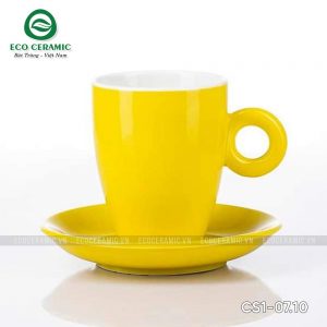 bo ly su uong cafe latte quai tron 330ml vang