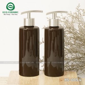 Chai đựng dầu gội sữa tắm sứ dáng trụ 6 chai dung dau goi sua tam su dang tru men nau